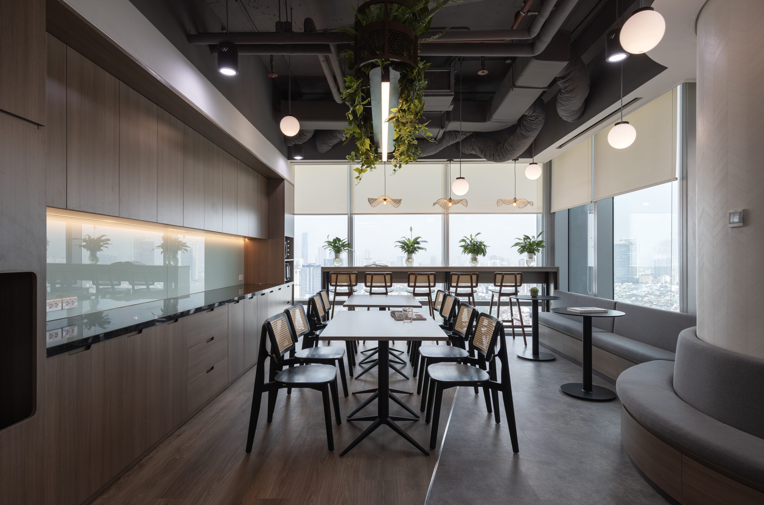 AKI Design Rouse 09